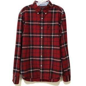 American Eagle Classic Fit Button Down Long Sleeve